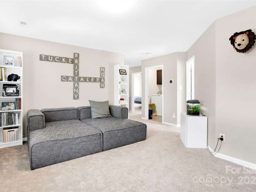 2210 Winding River Drive, Charlotte, NC 28214.  MLS# CAR4264279, YatesRealty ID 19147. Loft Space