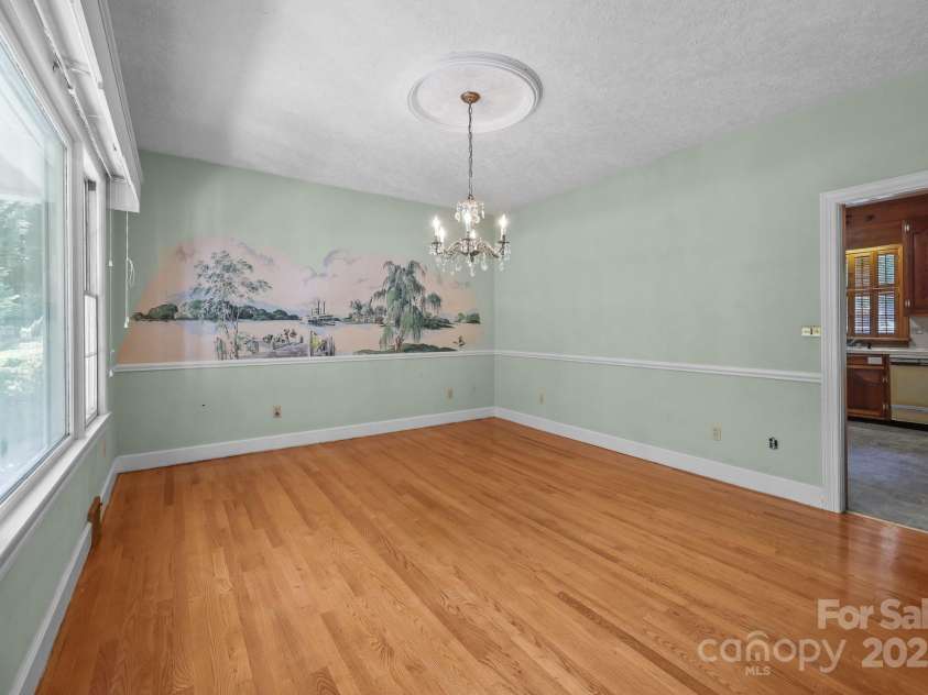 1614 Statesville Boulevard, Salisbury, NC 28144.  MLS# CAR4263745, YatesRealty ID 19148. 