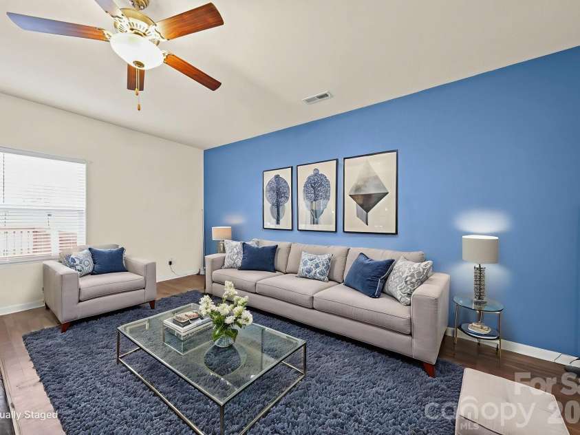 977 Joselynn Drive, Gastonia, NC 28054.  MLS# CAR4369666, YatesRealty ID 19148. 