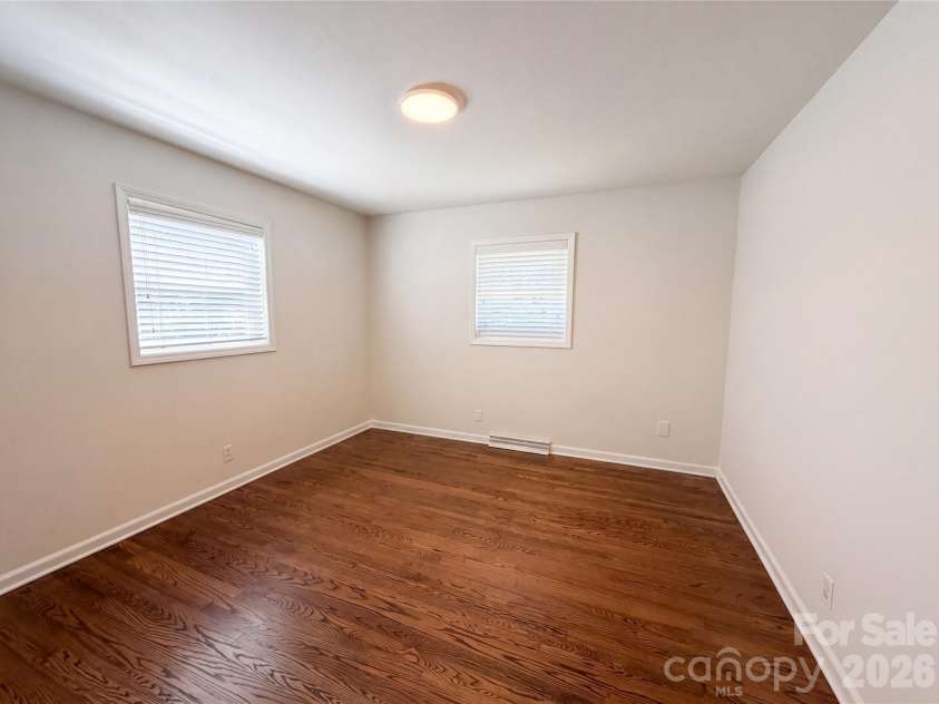 2431 Lynn Drive, Gastonia, NC 28054.  MLS# CAR4373449, YatesRealty ID 19149. 