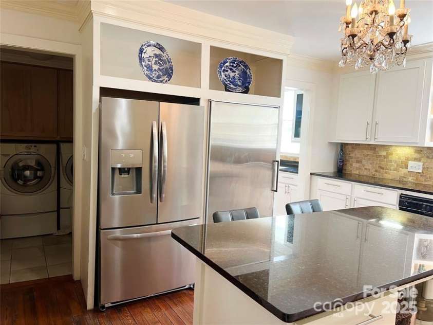 530 Rutledge Avenue, Gaffney, SC 29340.  MLS# CAR4326227, YatesRealty ID 19149. 