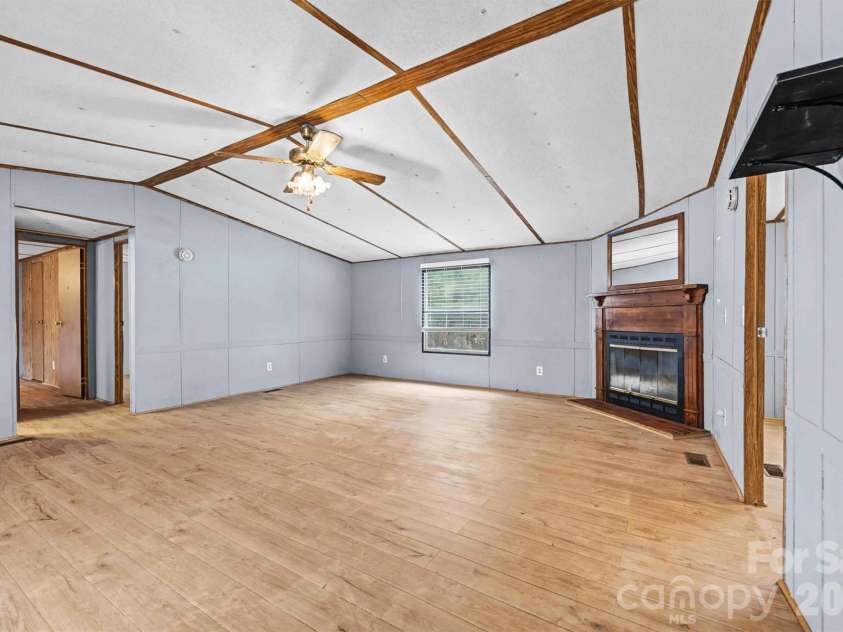 1612 Honeysuckle Pond Road, Rock Hill, SC 29732.  MLS# CAR4342627, YatesRealty ID 1915. 