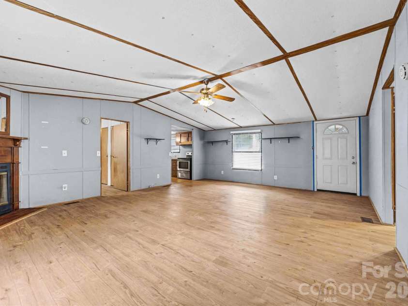 1612 Honeysuckle Pond Road, Rock Hill, SC 29732.  MLS# CAR4342627, YatesRealty ID 1915. 