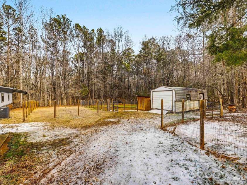 1612 Honeysuckle Pond Road, Rock Hill, SC 29732.  MLS# CAR4342627, YatesRealty ID 1915. 