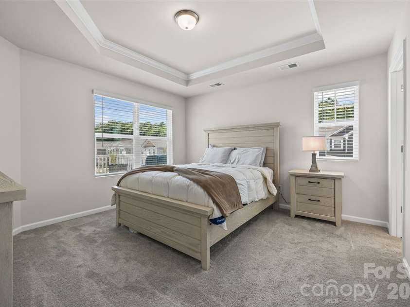 15345 Braid Meadow Drive, Charlotte, NC 28278.  MLS# CAR4373070, YatesRealty ID 19150. Primary bedroom