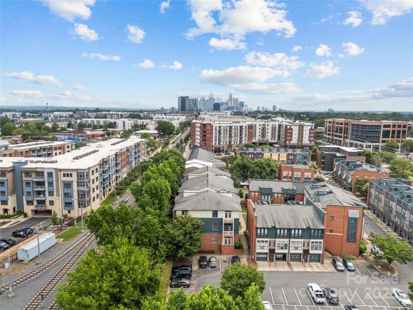482 New Bern Station Court, Charlotte, NC 28209.  MLS# CAR4265242, YatesRealty ID 19150. 