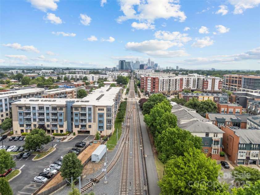 482 New Bern Station Court, Charlotte, NC 28209.  MLS# CAR4265242, YatesRealty ID 19150. 