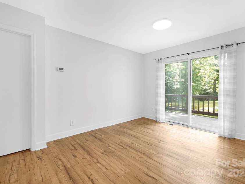 10101 Wood Court, Charlotte, NC 28277.  MLS# CAR4268074, YatesRealty ID 19152. 