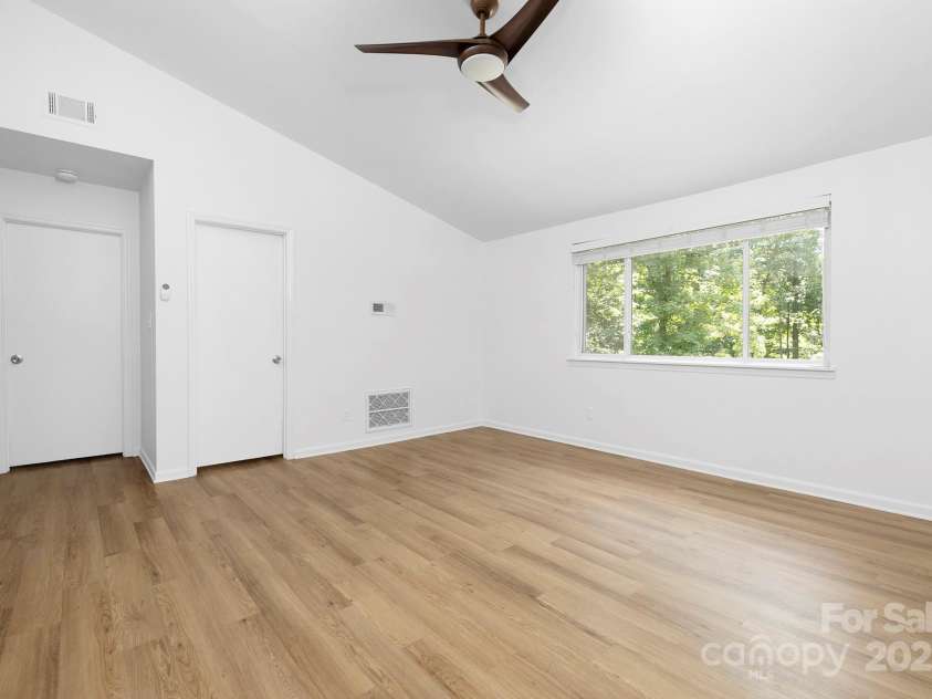 10101 Wood Court, Charlotte, NC 28277.  MLS# CAR4268074, YatesRealty ID 19152. LARGE Open air loft overlooks the quiet backyard and the Living Room below
