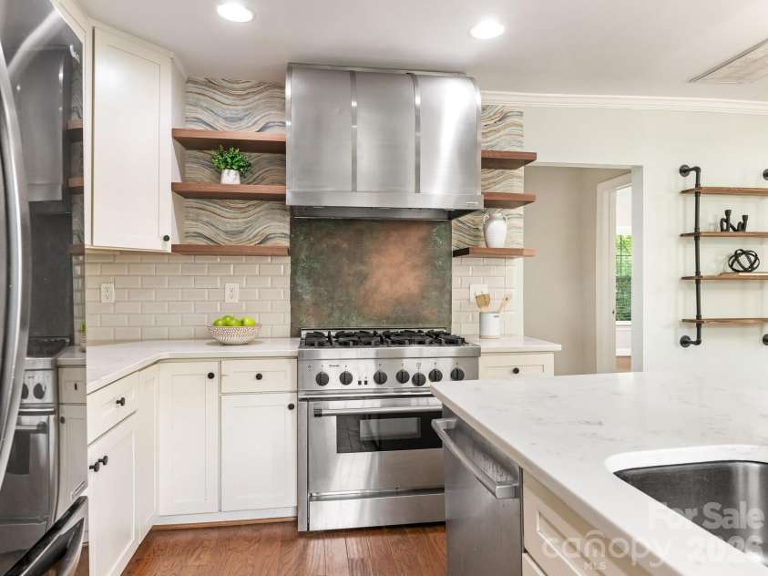 1617 Pegram Street, Charlotte, NC 28205.  MLS# CAR4369427, YatesRealty ID 19152. 