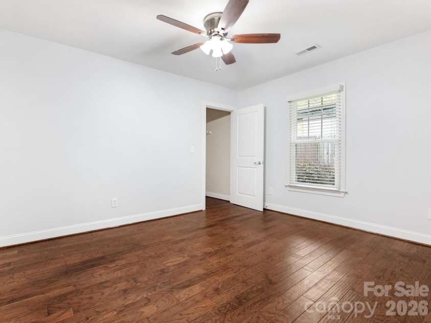 1617 Pegram Street, Charlotte, NC 28205.  MLS# CAR4369427, YatesRealty ID 19152. 