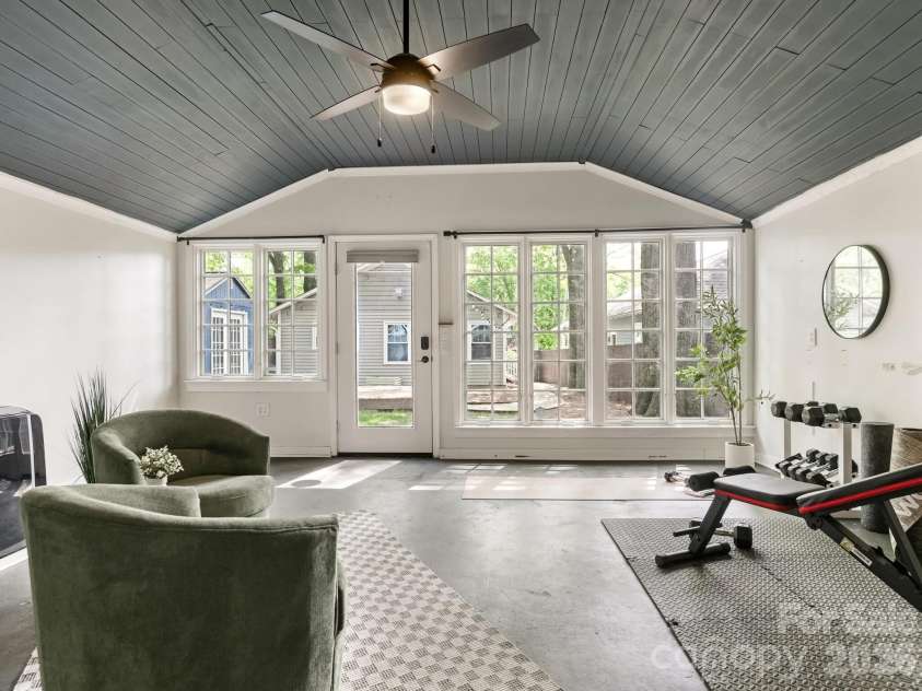 1617 Pegram Street, Charlotte, NC 28205.  MLS# CAR4369427, YatesRealty ID 19152. 