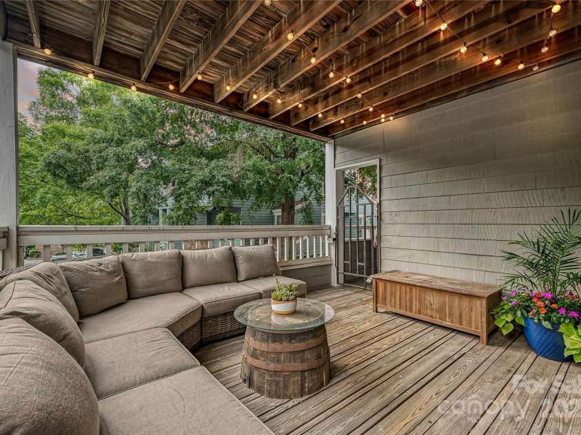 433-68 8th Street, Charlotte, NC 28202.  MLS# CAR4267698, YatesRealty ID 19153. 