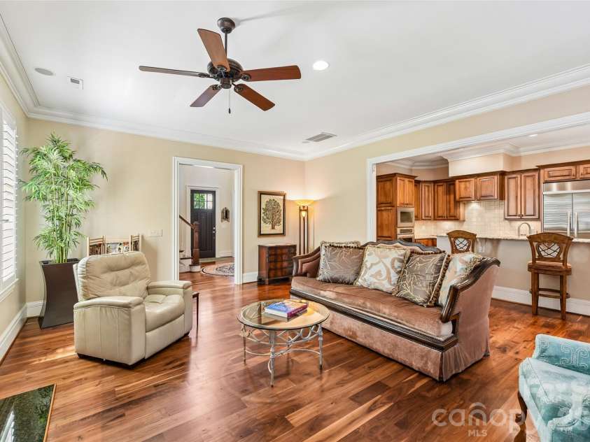 5208 Shepley Court, Charlotte, NC 28226.  MLS# CAR4366293, YatesRealty ID 19154. 
