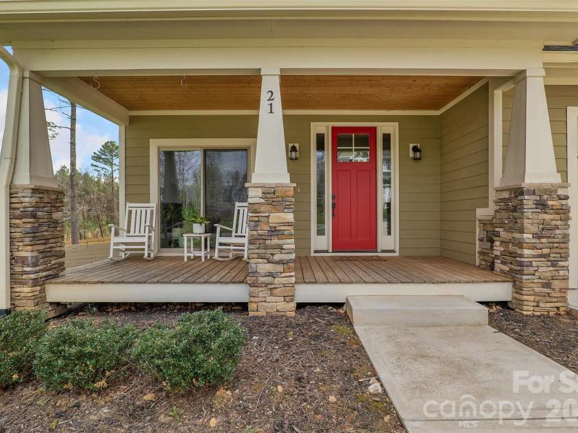 21 Wood Path Lane, Arden, NC 28704.  MLS# CAR4372513, YatesRealty ID 19156. 