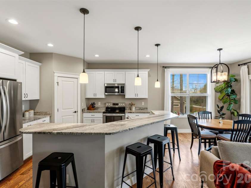 21 Wood Path Lane, Arden, NC 28704.  MLS# CAR4372513, YatesRealty ID 19156. 