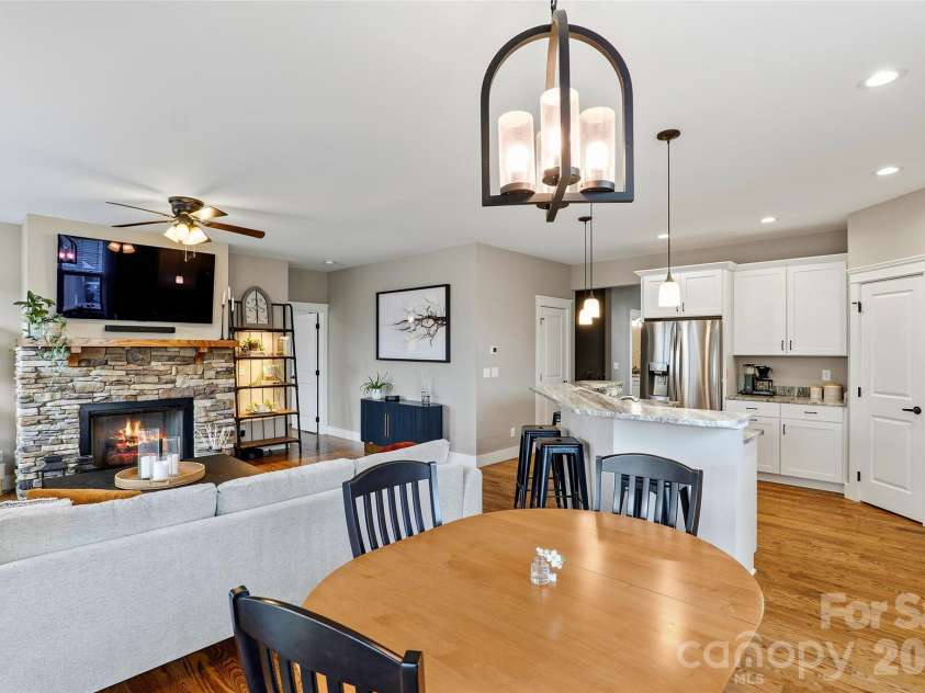 21 Wood Path Lane, Arden, NC 28704.  MLS# CAR4372513, YatesRealty ID 19156. 