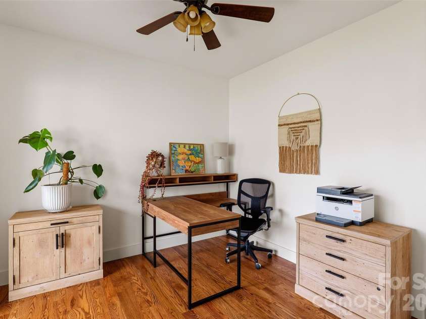 21 Wood Path Lane, Arden, NC 28704.  MLS# CAR4372513, YatesRealty ID 19156. 