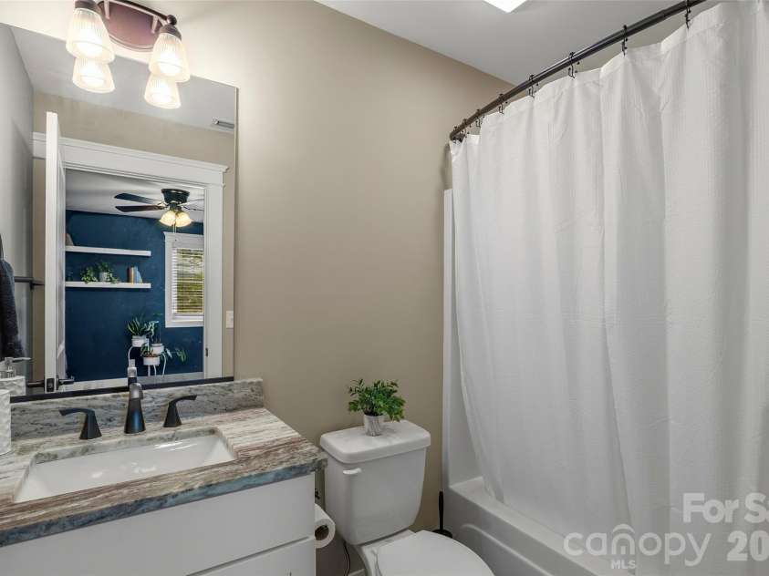21 Wood Path Lane, Arden, NC 28704.  MLS# CAR4372513, YatesRealty ID 19156. 