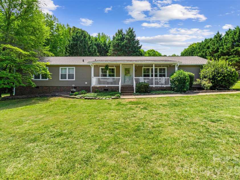 1551 Charlotte Highway, York, SC 29745.  MLS# CAR4372626, YatesRealty ID 19157. 
