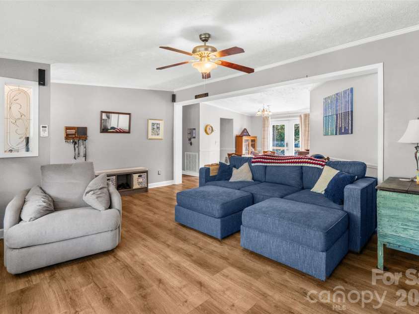 1551 Charlotte Highway, York, SC 29745.  MLS# CAR4372626, YatesRealty ID 19157. 