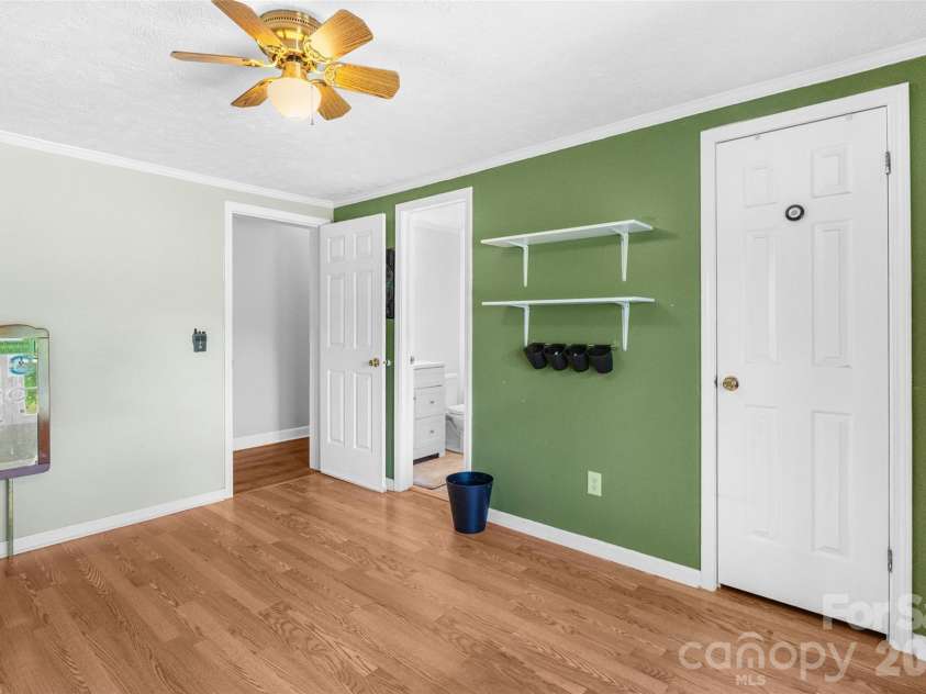 1551 Charlotte Highway, York, SC 29745.  MLS# CAR4372626, YatesRealty ID 19157. 