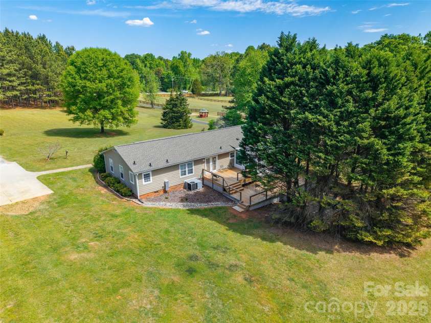 1551 Charlotte Highway, York, SC 29745.  MLS# CAR4372626, YatesRealty ID 19157. 