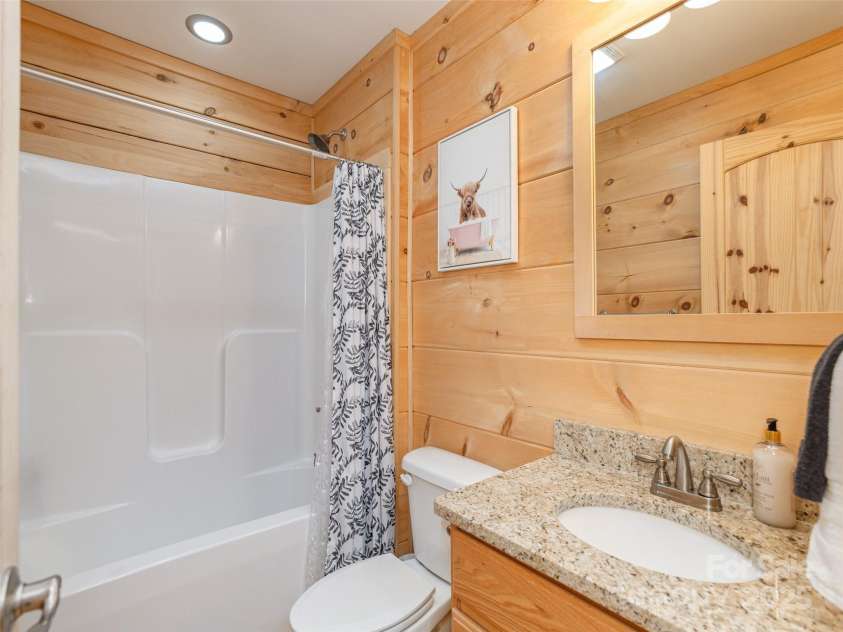 168 Chasewood Drive, Rutherfordton, NC 28139.  MLS# CAR4268905, YatesRealty ID 19157. 