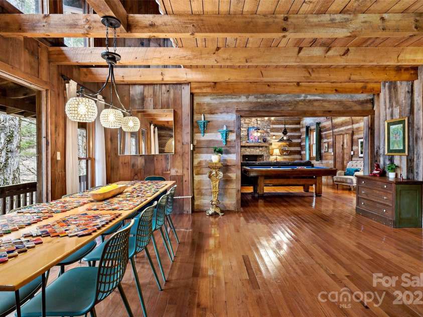 1495 El Miner Drive, Mars Hill, NC 28754.  MLS# CAR4265519, YatesRealty ID 19158. 