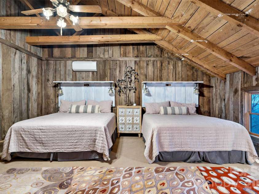 1495 El Miner Drive, Mars Hill, NC 28754.  MLS# CAR4316790, YatesRealty ID 19158. 