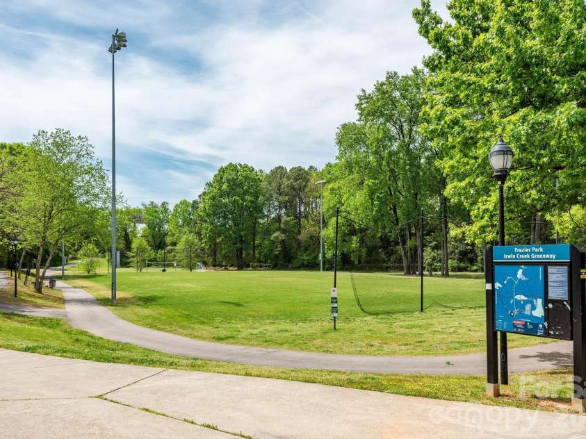 933 Westbrook Drive, Charlotte, NC 28202.  MLS# CAR4367339, YatesRealty ID 19158. 