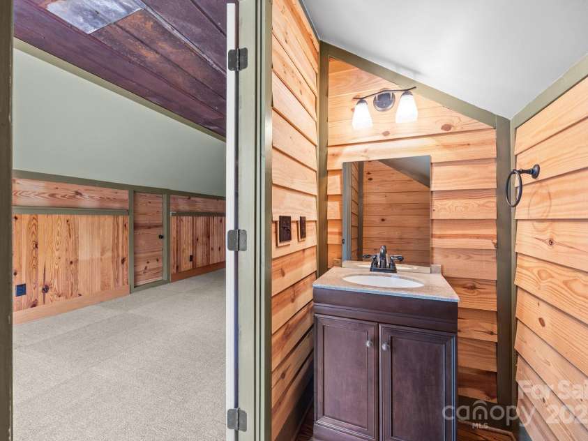 230 Shag Bark Lane, Salisbury, NC 28146.  MLS# CAR4257642, YatesRealty ID 19159. 1/2 Bath in Bonus Room