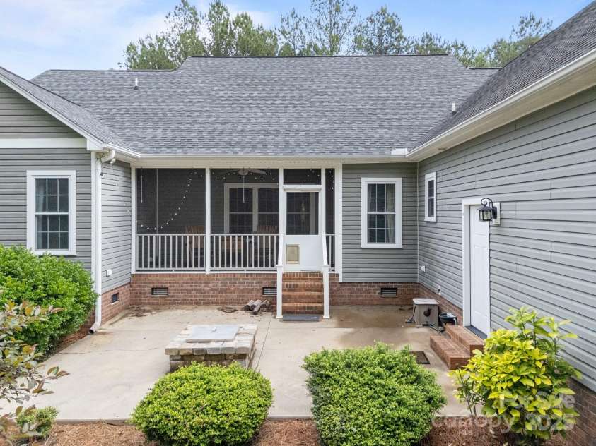 230 Shag Bark Lane, Salisbury, NC 28146.  MLS# CAR4257642, YatesRealty ID 19159. Enclosed Back Porch