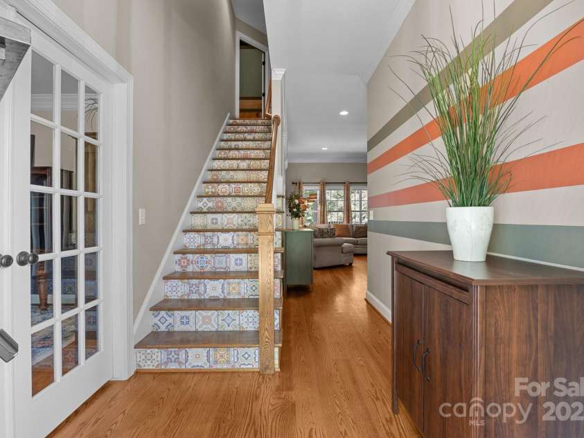 230 Shag Bark Lane, Salisbury, NC 28146.  MLS# CAR4257642, YatesRealty ID 19159. Foyer