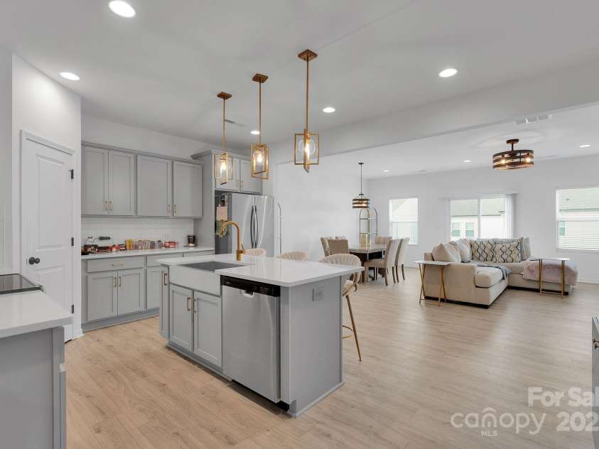 11012 Pagebrook Lane, Charlotte, NC 28214.  MLS# CAR4328081, YatesRealty ID 1916. 