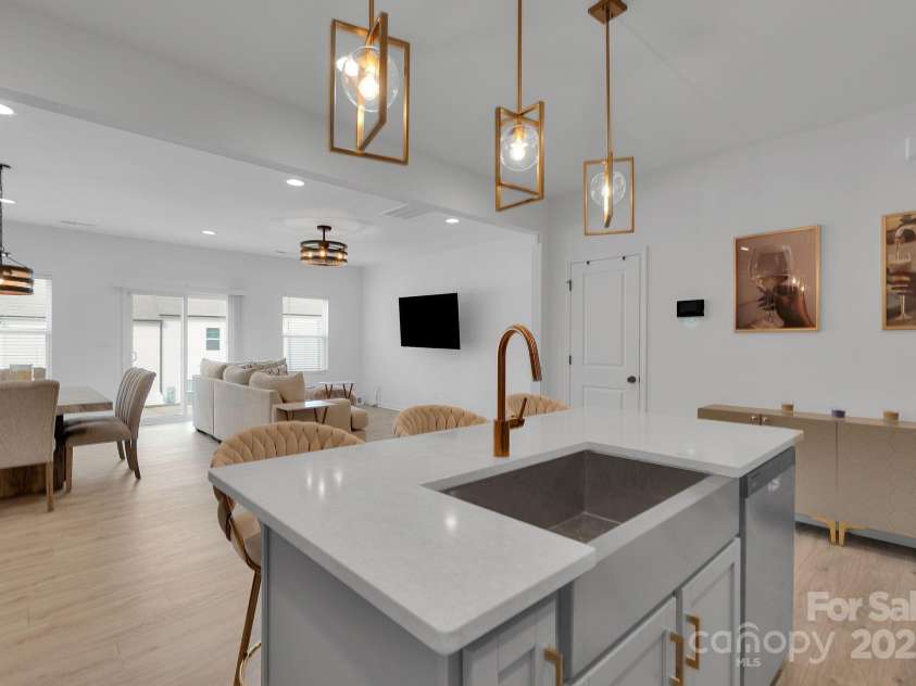 11012 Pagebrook Lane, Charlotte, NC 28214.  MLS# CAR4328081, YatesRealty ID 1916. 