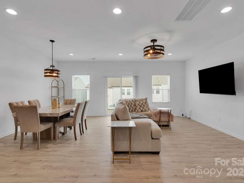 11012 Pagebrook Lane, Charlotte, NC 28214.  MLS# CAR4328081, YatesRealty ID 1916. 