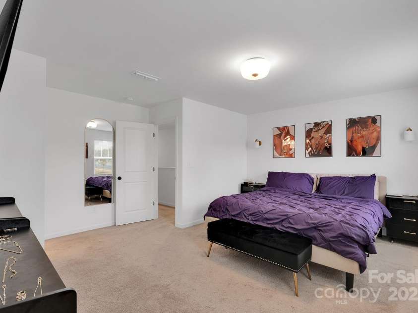 11012 Pagebrook Lane, Charlotte, NC 28214.  MLS# CAR4328081, YatesRealty ID 1916. 