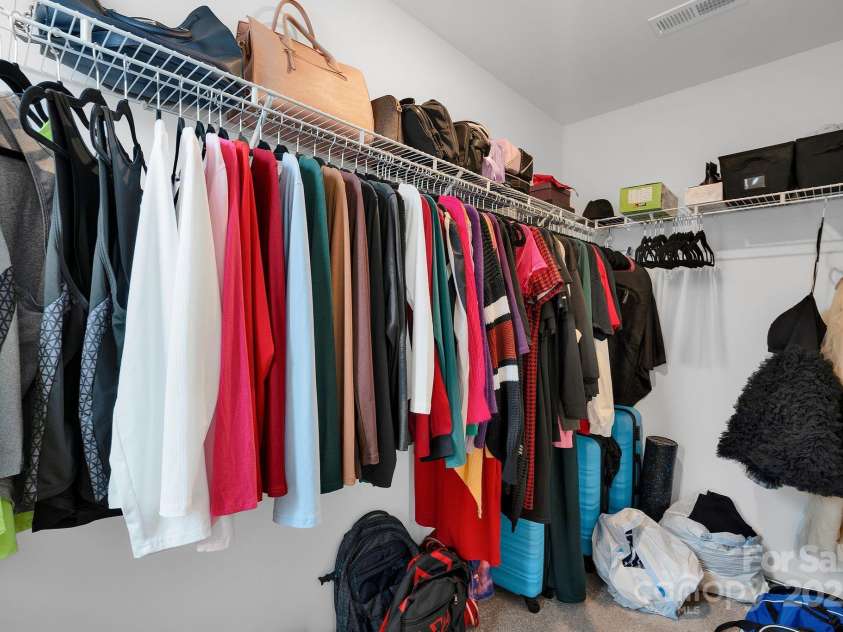 11012 Pagebrook Lane, Charlotte, NC 28214.  MLS# CAR4328081, YatesRealty ID 1916. 