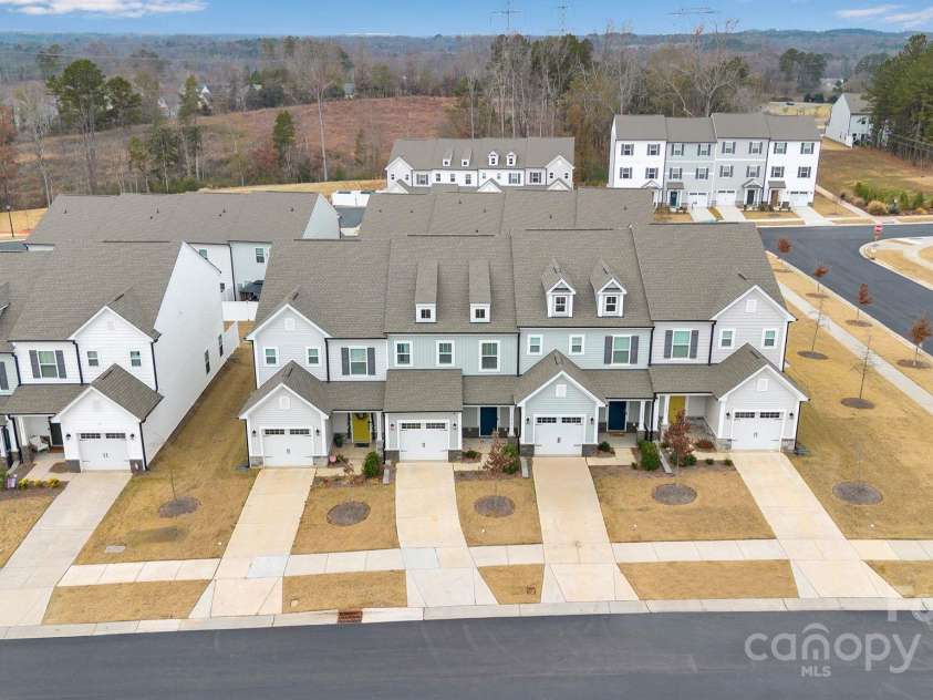 11012 Pagebrook Lane, Charlotte, NC 28214.  MLS# CAR4328081, YatesRealty ID 1916. 