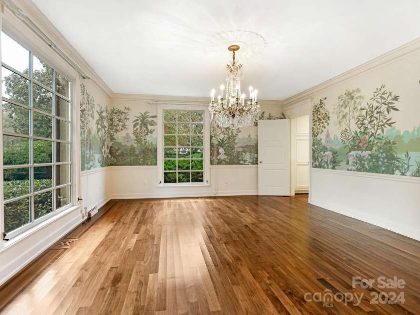3531 Sharon Road, Charlotte, NC 28211.  MLS# CAR4197911, YatesRealty ID 1916. Dining Room