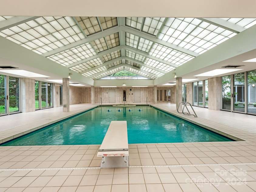 3531 Sharon Road, Charlotte, NC 28211.  MLS# CAR4197911, YatesRealty ID 1916. Indoor Pool