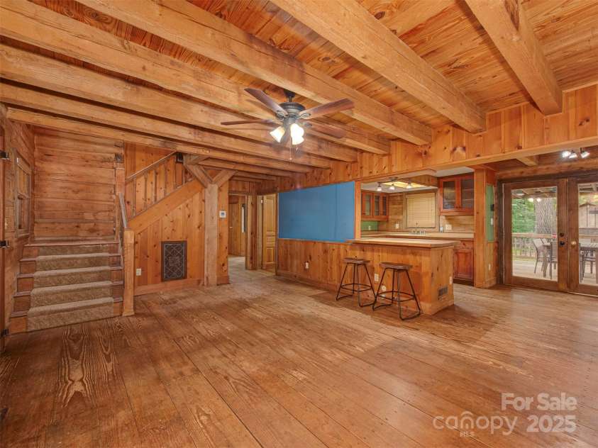 5109 Walnut Grove Lane, Charlotte, NC 28227.  MLS# CAR4270283, YatesRealty ID 19160. 