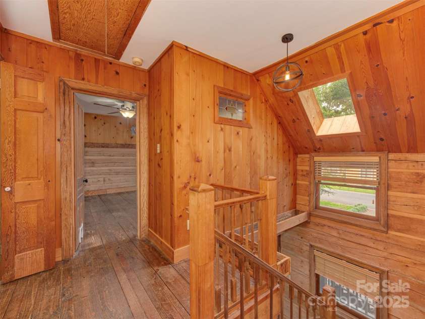 5109 Walnut Grove Lane, Charlotte, NC 28227.  MLS# CAR4270283, YatesRealty ID 19160. 