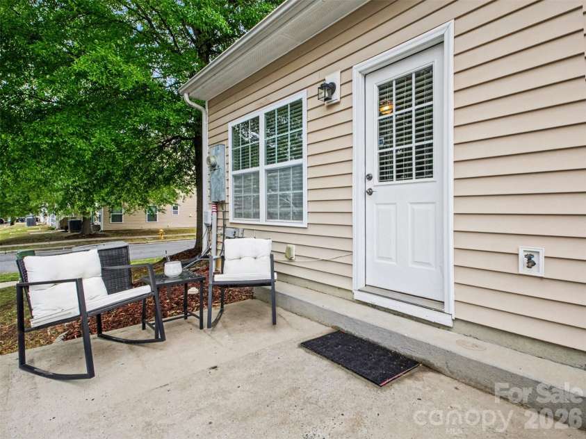 9639 Turning Wheel Drive, Charlotte, NC 28214.  MLS# CAR4374823, YatesRealty ID 19160. Back patio