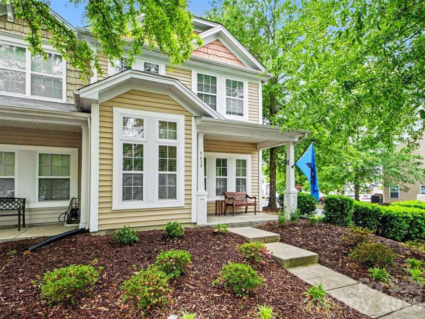 9639 Turning Wheel Drive, Charlotte, NC 28214.  MLS# CAR4374823, YatesRealty ID 19160. End unit