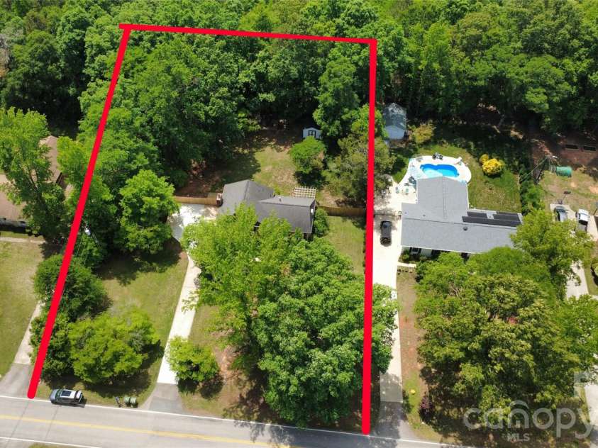 1801 Havenwood Drive, Lancaster, SC 29720.  MLS# CAR4376576, YatesRealty ID 19162. 