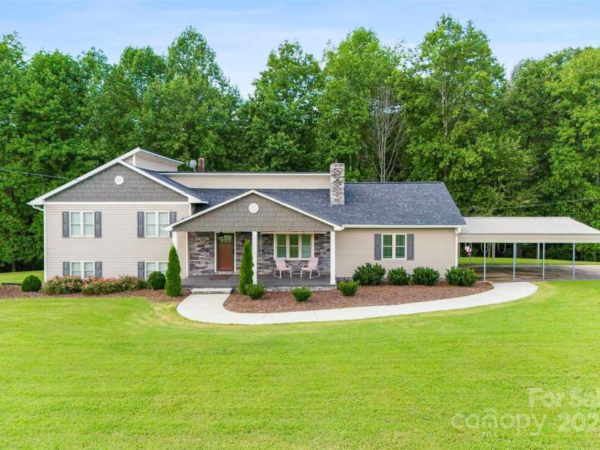 213 Press Sweezy Road, Kings Mountain, NC 28086.  MLS# CAR4291847, YatesRealty ID 19163. 