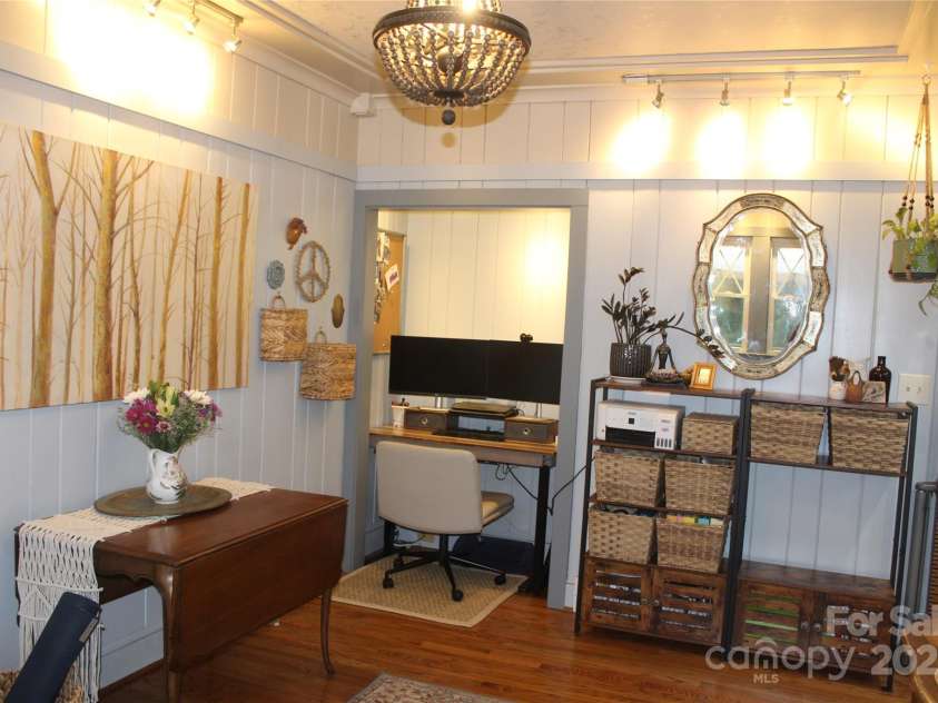 242 Birch Lane, Arden, NC 28704.  MLS# CAR4249293, YatesRealty ID 19164. Lovely niche currently being used for a computer desk.