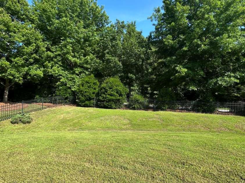 1304 Ridge Haven Road, Waxhaw, NC 28173.  MLS# CAR4266850, YatesRealty ID 19165. 